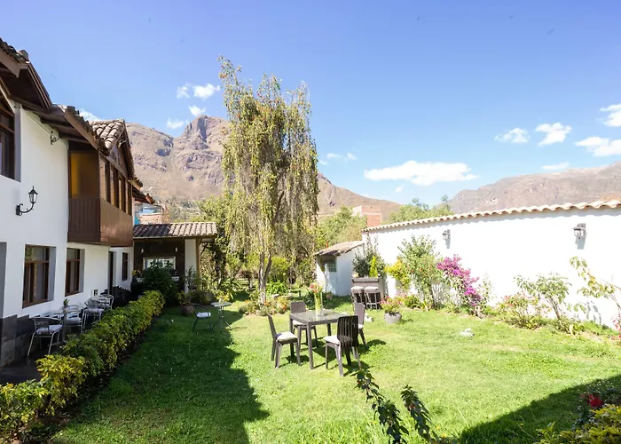 Rhouse Hotel