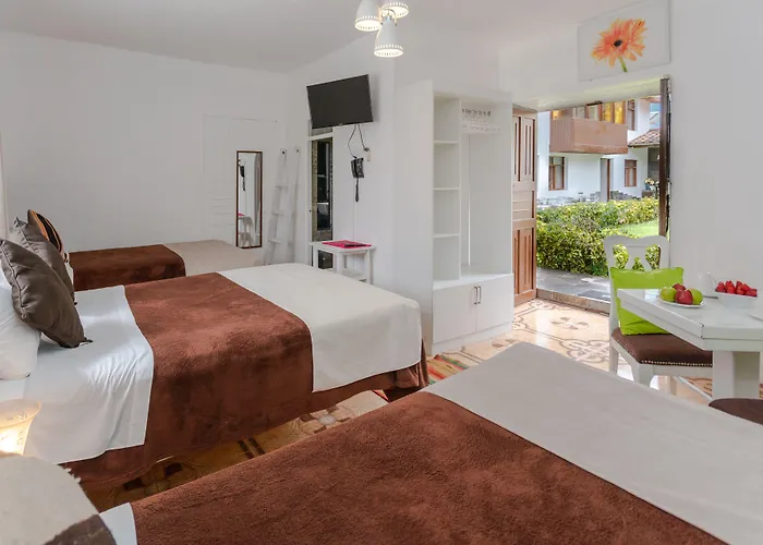 Hotel Rhouse