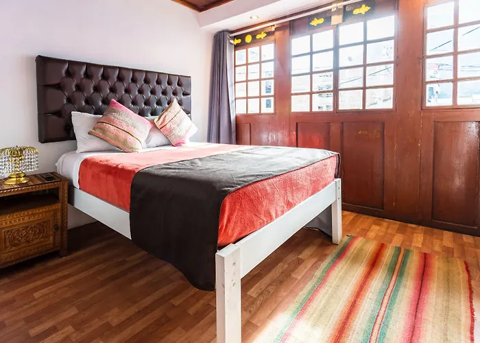 Rhouse Hotel
