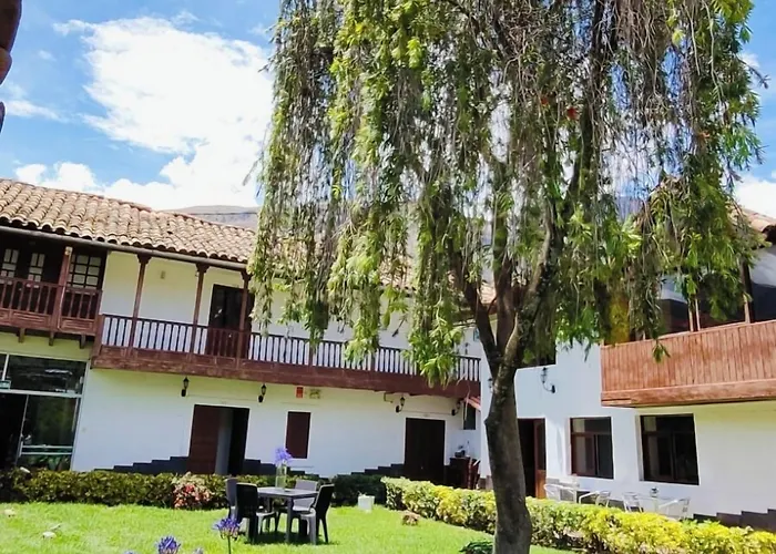 Rhouse Hotel